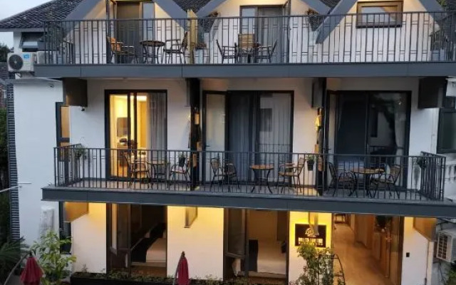 Xihu 78 Lagerstroemia boutique hotel