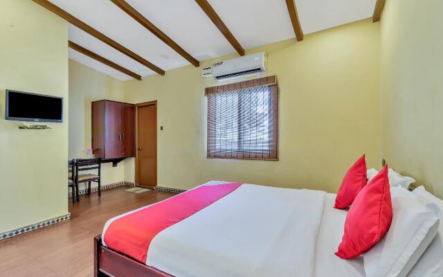 OYO Flagship 2207 Hotel Transit