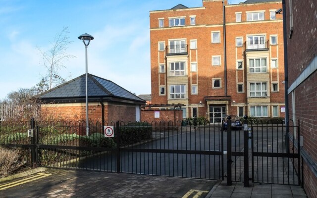 The Cambrian Apartment - Wrexham