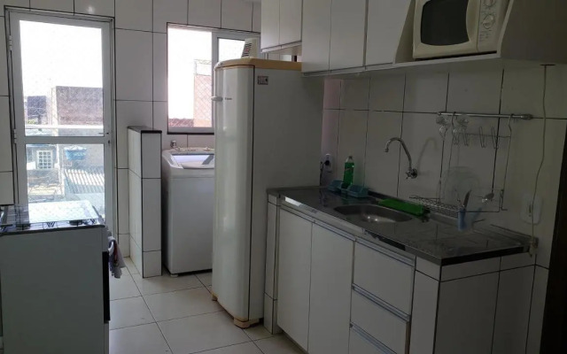 Apt encantador c/ varanda próximo ao aeroporto Jk.