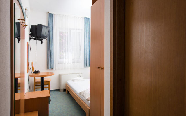 Downtown Private Rooms