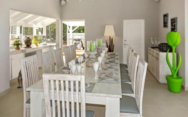 Seafacing Villas Apartments Rentals