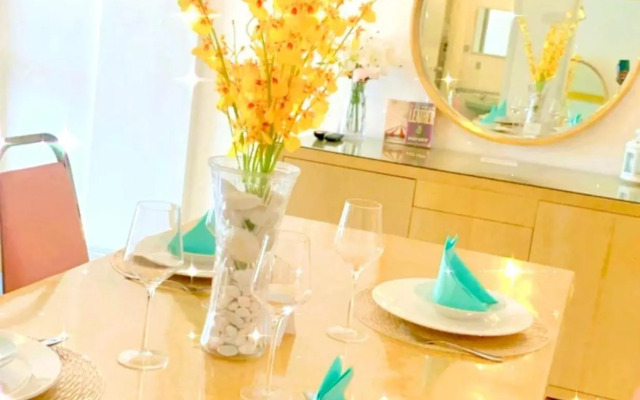 Sea La Vie Goldy @ Laguna Resort