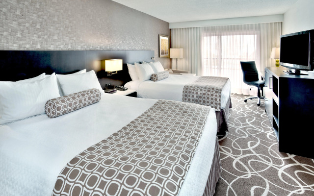 Crowne Plaza Kitchener-Waterloo by IHG