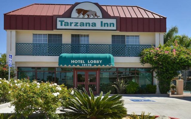 Tarzana Inn