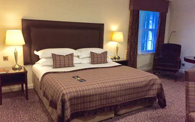 Macdonald Houstoun House