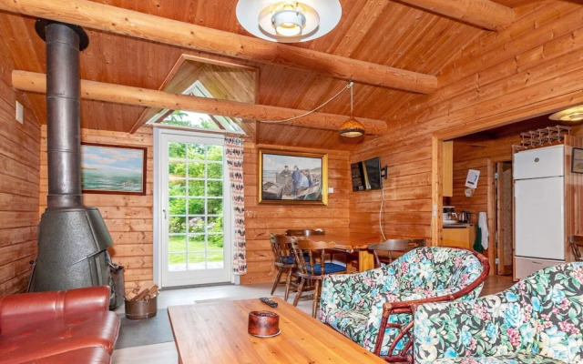 6 Person Holiday Home in Roslev