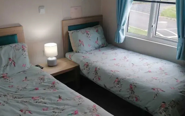 Lovely 3-bed Lodge in Eyemouth With Stunning Views
