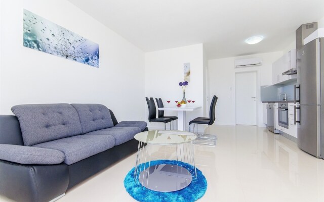 Apartments Villa V