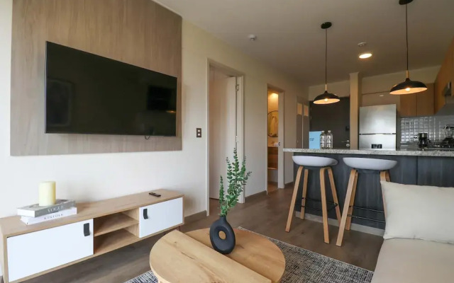 w Grandiose 1BR w Great Balcony in Miraflores