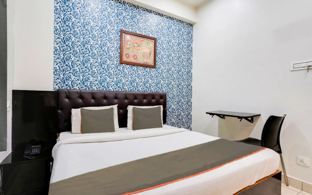 Hotel O Blue Iris A Grandure.