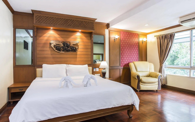 Royal Ivory Sukhumvit Nana