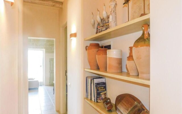 Li Fani Luxe Pool Stone House