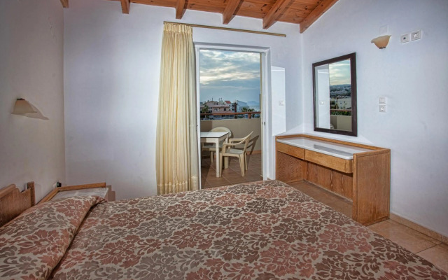 Ilian Beach & Apartments