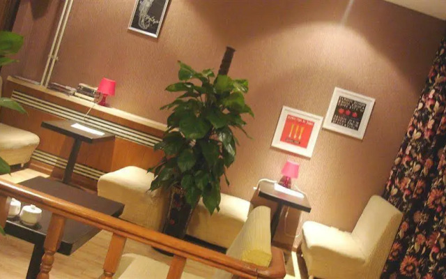 Cinderella Apartment