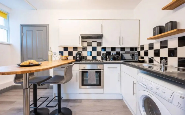 Stunning One Bedroom Apartments