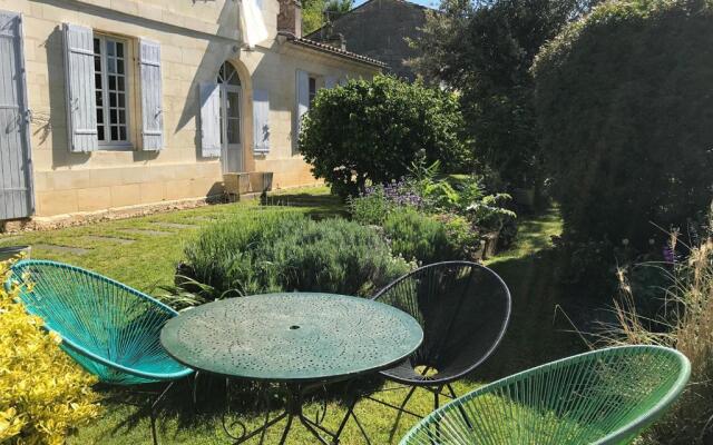 Le Pain de Lune Gîte et Chambre d'hôtes avec Piscine