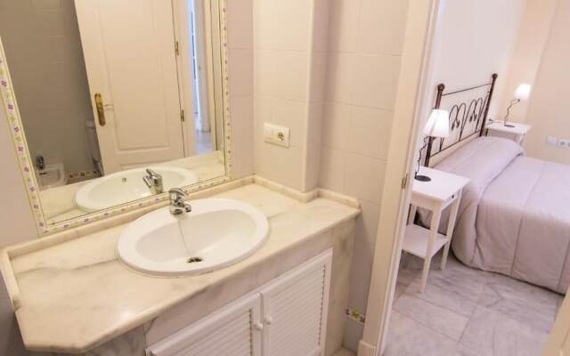 Apartamentos La Corrala de Luna