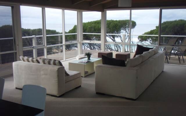 The Beach House At Tura Beach