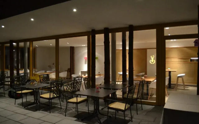 Hotel Die Alm