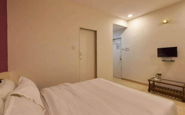 Red Palms Residency