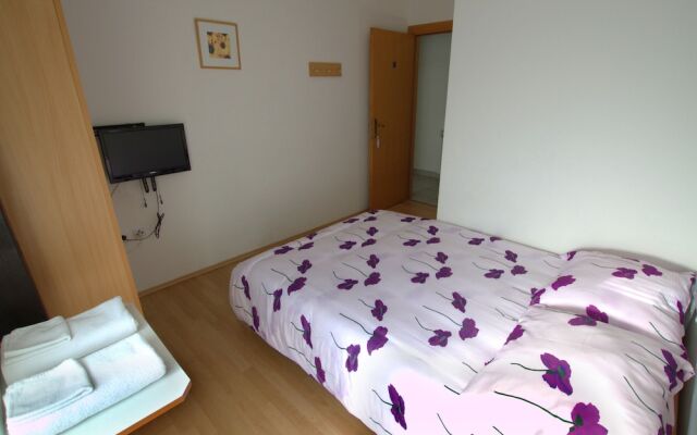 Guesthouse Ivac Inn Zagreb Airport