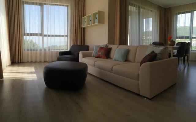 White Rock Castle Suite Hotel & SPA