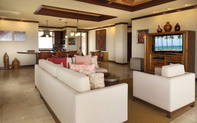 Wai'ula'ula A202 by RedAwning