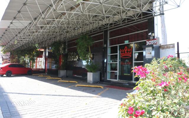 Hotel Palacio Rojo
