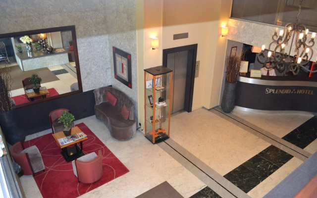 Splendid Hotel Lac d'Annecy - Handwritten Collection