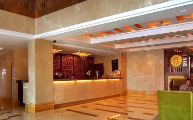 Parliz Commer Hotel