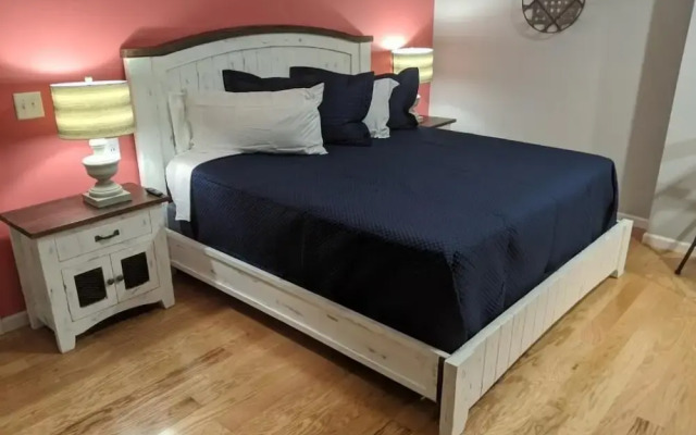 Heidi Motel