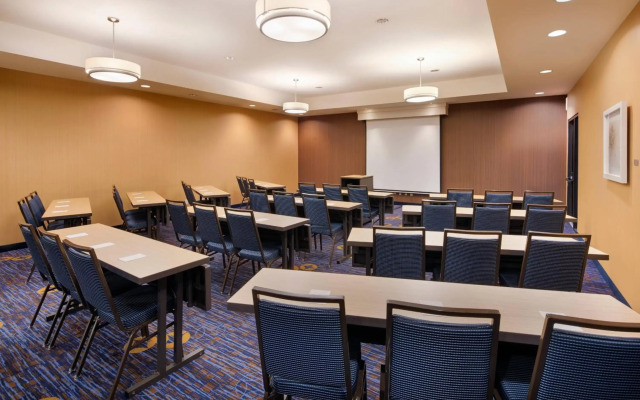 Courtyard by Marriott Cleveland Beachwood