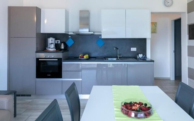 La Collinetta Apartments