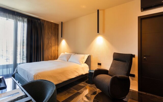 Etrus Boutique Room & Rooftop