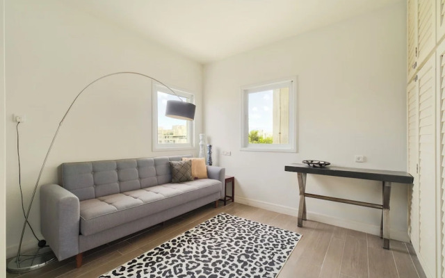 Ramat Aviv Stylish Stay by Sea N' Rent
