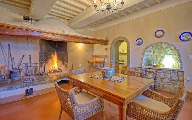 Inviting 6-bed House in Brindisi