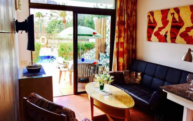 Leticia Del Mar I Y Ii