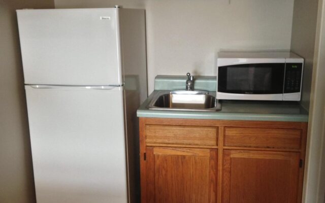 Travelers Inn and Suites