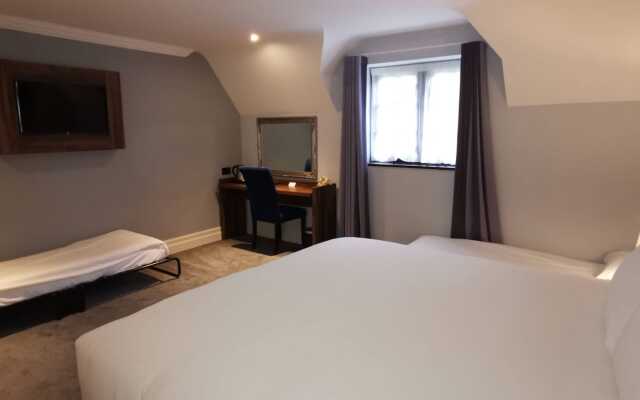 Stanhill Court Hotel Gatwick