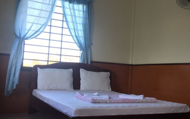 OYO 977 Minh Duc Guest House