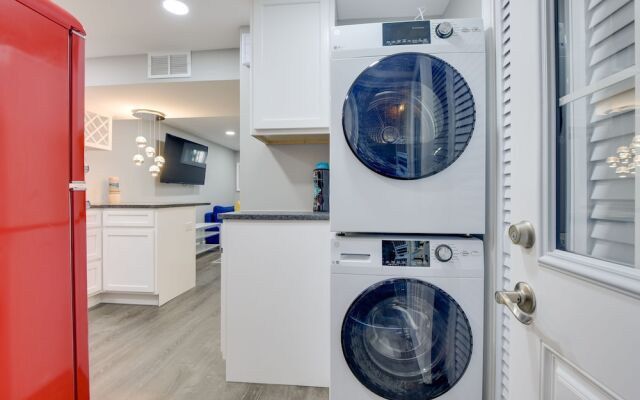 Convenient DC Studio Near Metro Stop!