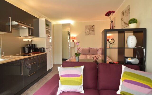 Modern Apartment in Bayeux near Sea