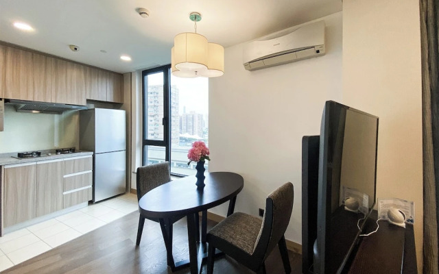 Tyms 1BR with Kitchen 3min to Line9