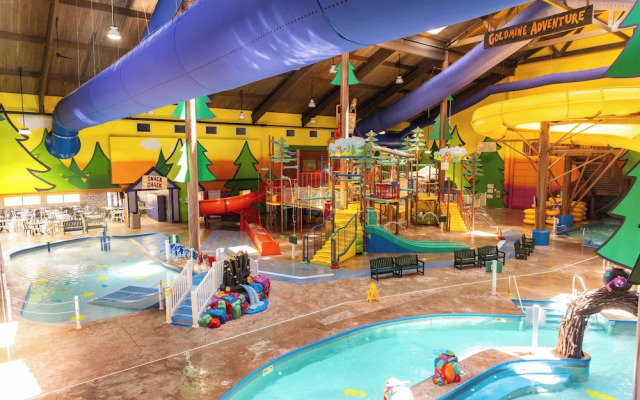 Splash Universe Resort