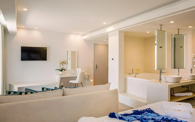 Samian Mare Hotel Suites & Spa