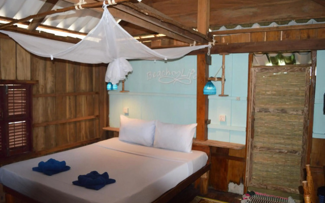 Palm Beach Bungalow Resort