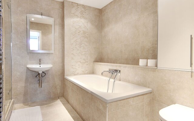 Restful Apartment in London near Natural History Museum