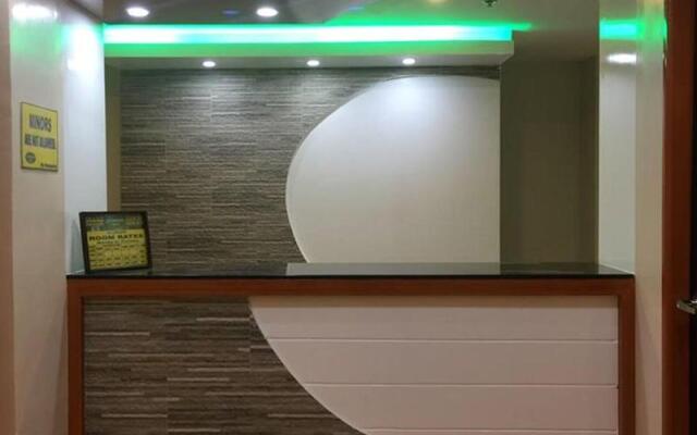 OYO 717 Ranchotel Bayanan