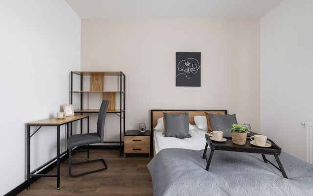 Kopiec Kraka Apartment by Renters